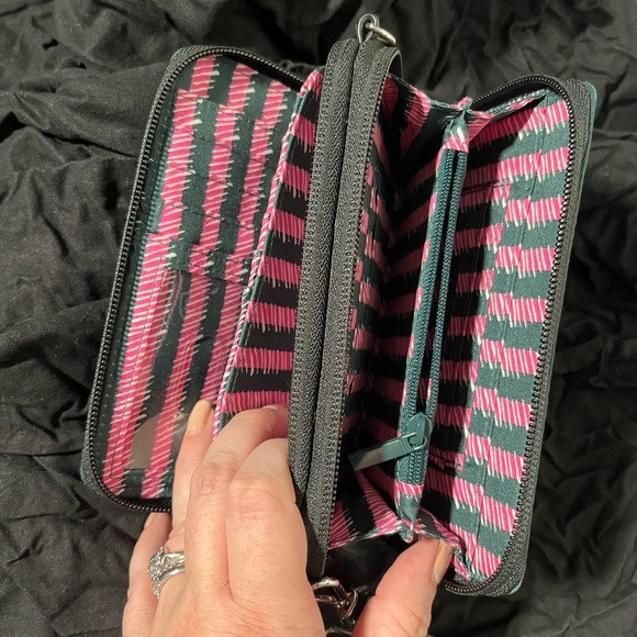 🌤️ Vera Bradley RFID 3-in-1 Crossbody Wallet Wristlet - Picture 4 of 5